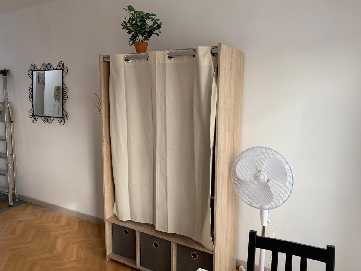 Nimes Studio Les Lavandes Parking Securise Apartman Kültér fotó